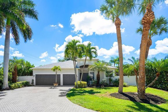 50 Lake Eden, Boynton Beach, FL 33435