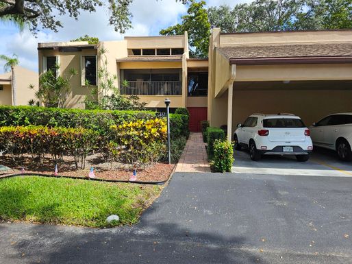 6461 Pumpkin Seed, Boca Raton, FL 33433