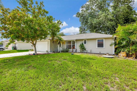 1433 San Esteban, Port Saint Lucie, FL 34953