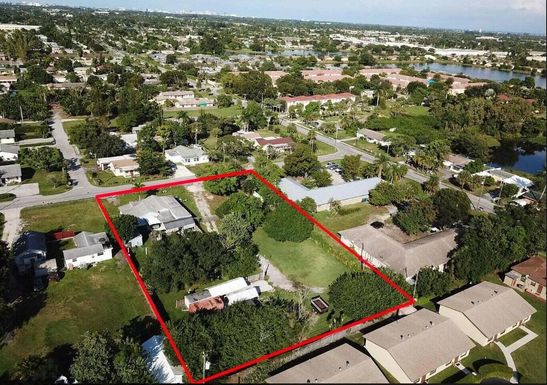 3825 Lakewood Road, Lake Worth Beach, FL 33461