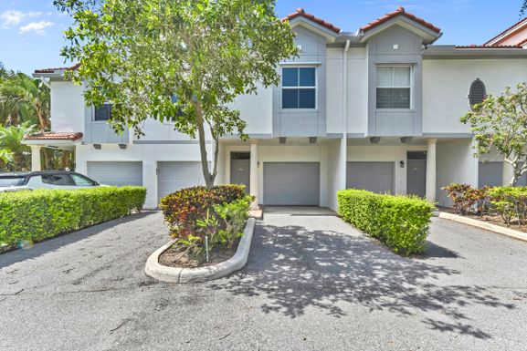 2036 Alta Meadows, Delray Beach, FL 33444