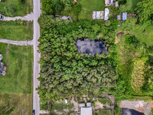 000 38th, Loxahatchee, FL 33470