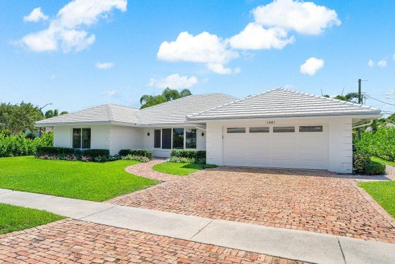 1441 Tamarind, Boca Raton, FL 33486