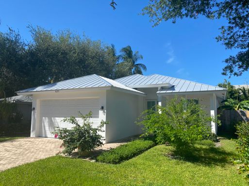 607 Allen, Delray Beach, FL 33483