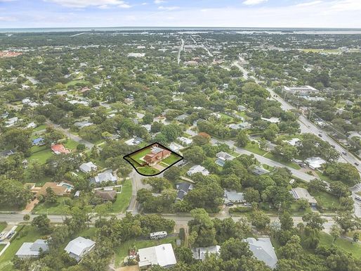 2206 Avilla, Vero Beach, FL 32960