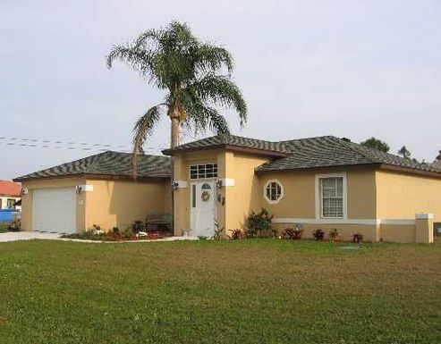 2802 Awin, Port Saint Lucie, FL 34952