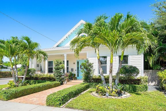 230 Ocean Breeze, Lake Worth Beach, FL 33460