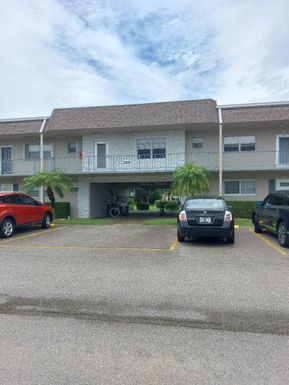 203 Oxford 200, West Palm Beach, FL 33417