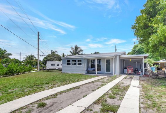 1601 4th, Boynton Beach, FL 33435