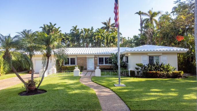 1049 Van Buren, Hollywood, FL 33019