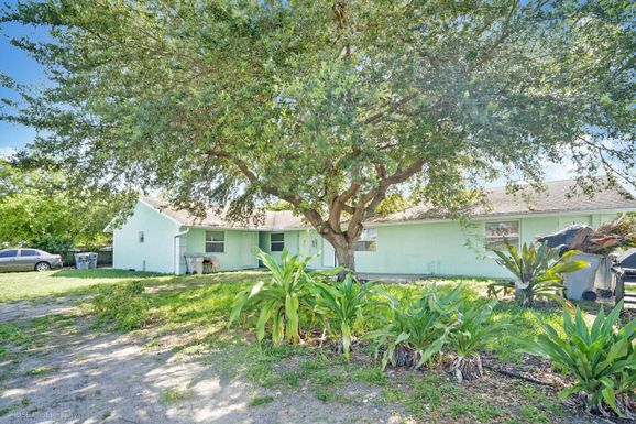 200 14th, Pompano Beach, FL 33060