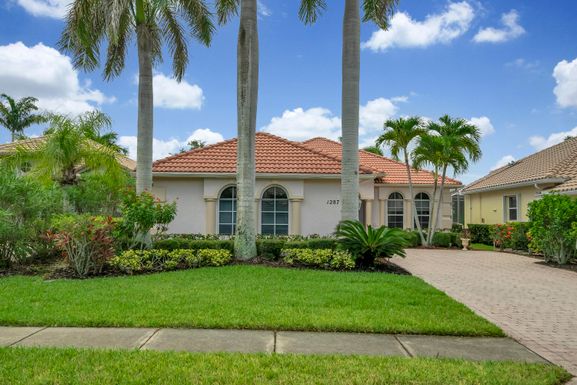 1287 Mossy Oak, Jensen Beach, FL 34957