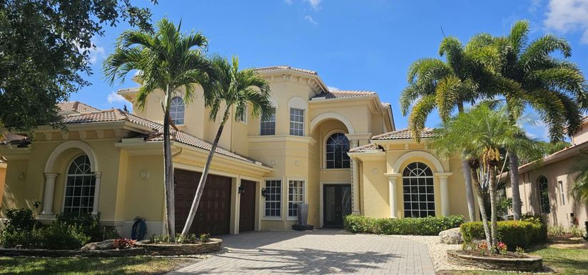 520 Edgebrook, Royal Palm Beach, FL 33411