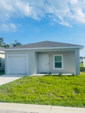 1303 Ebro, Sebring, FL 33870