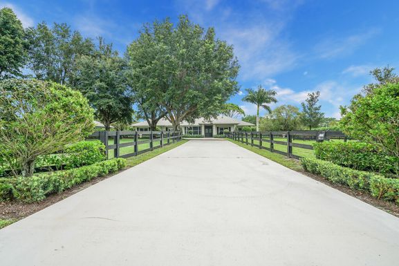 1481 Clydesdale, Wellington, FL 33414