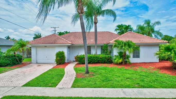 901 4th, Boca Raton, FL 33486