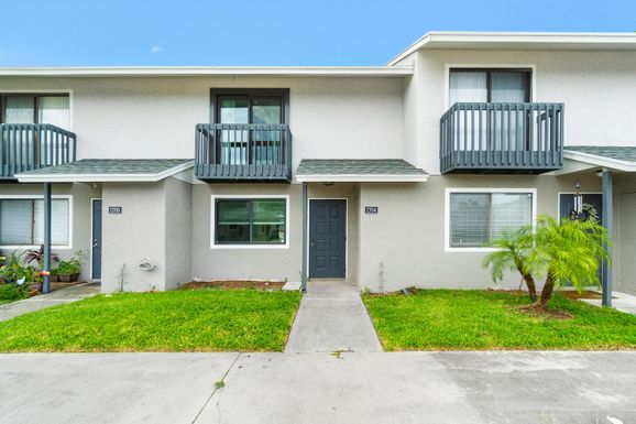 1704 Wharf, Greenacres, FL 33463