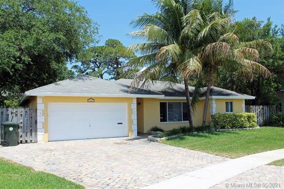 1221 4th, Boca Raton, FL 33486