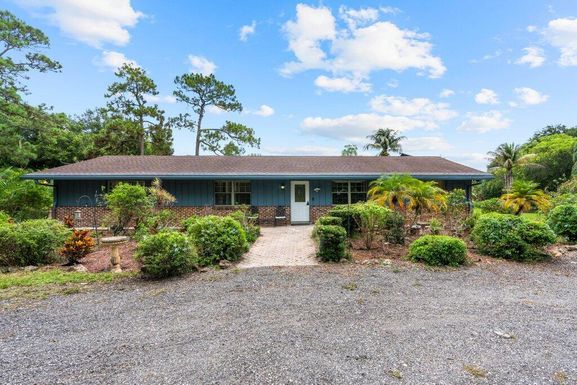 3208 A, Loxahatchee Groves, FL 33470