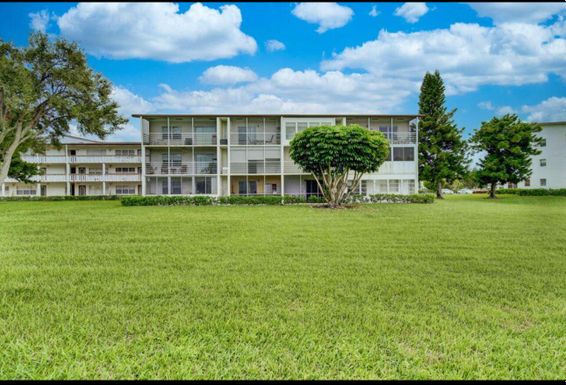 72 Mansfield B, Boca Raton, FL 33434