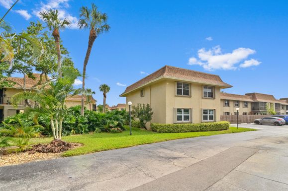 1251 13th, Boca Raton, FL 33486