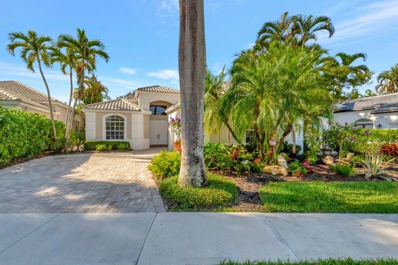 16173 Villa Vizcaya, Delray Beach, FL 33446