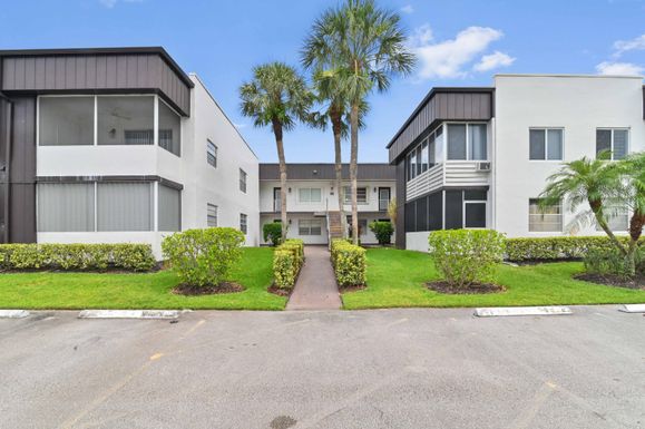 975 Normandy U, Delray Beach, FL 33484