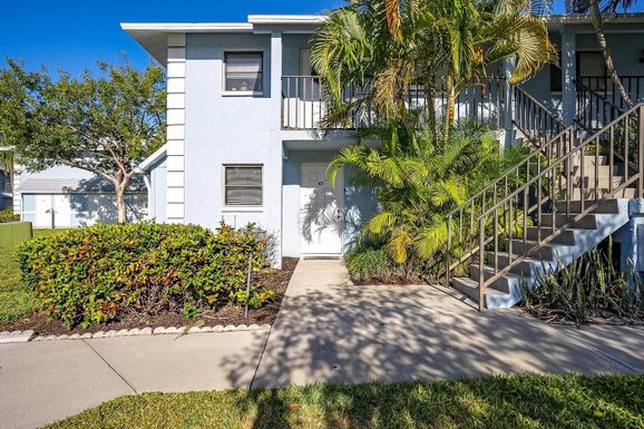 28101 Pine Have Way, Naples, FL 34120
