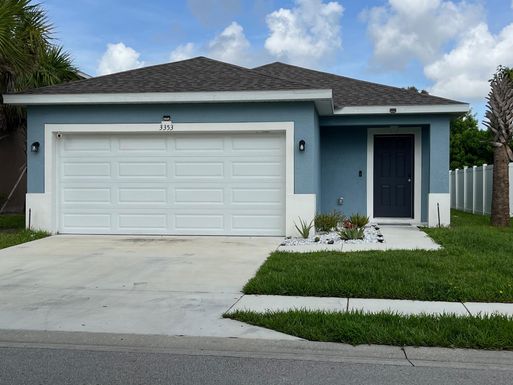 3353 Madison Square, Fort Pierce, FL 34982