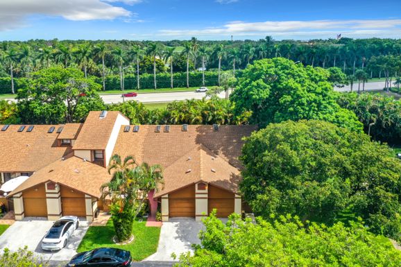 3757 Blue Ridge, West Palm Beach, FL 33406