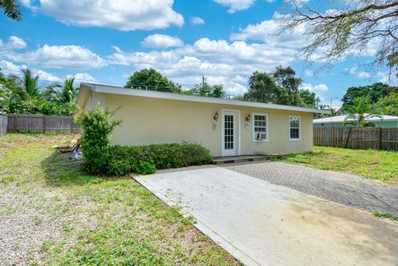 4211 Cheri, Jensen Beach, FL 34957