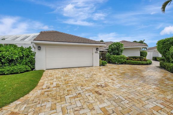 20418 Linksview, Boca Raton, FL 33434