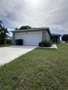 1942 Fairfield, Port Saint Lucie, FL 34983