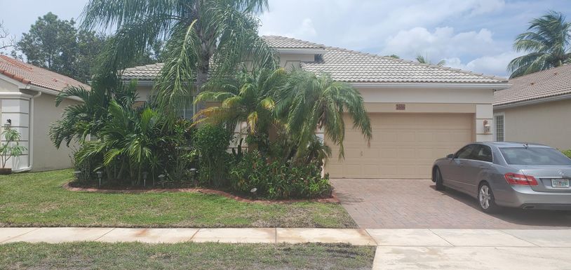 2686 Paw Paw Cay, West Palm Beach, FL 33411