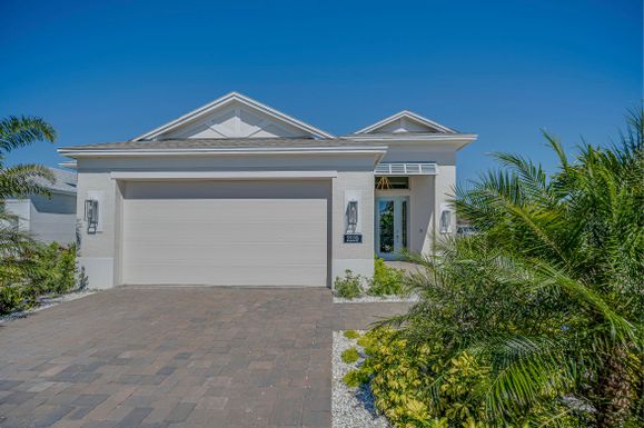 2151 Falls, Vero Beach, FL 32967