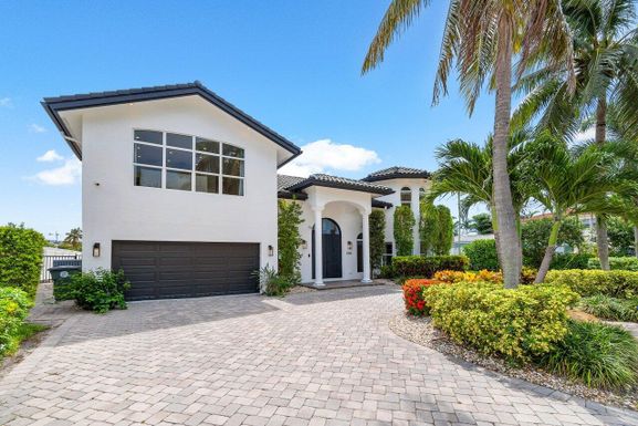 1366 4th, Boca Raton, FL 33432