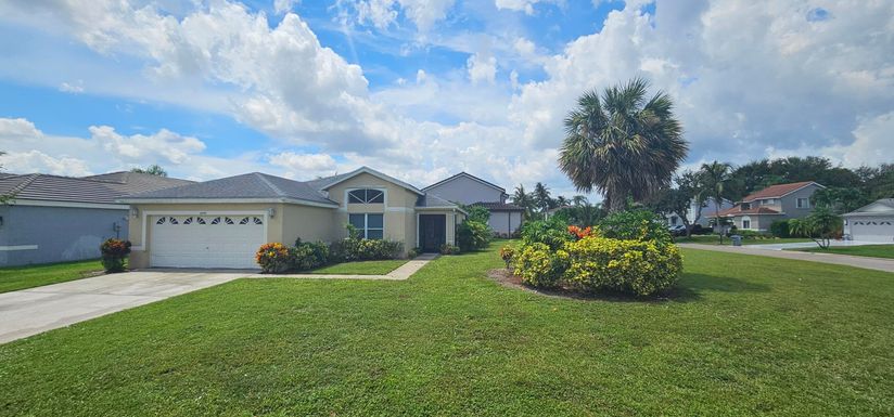 6866 Barnwell, Boynton Beach, FL 33437