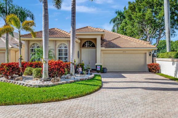 3948 Palladium Lake, Boynton Beach, FL 33436