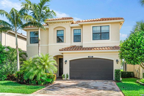 8095 Ironstone, Delray Beach, FL 33446