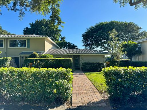 35 Westgate, Boynton Beach, FL 33436