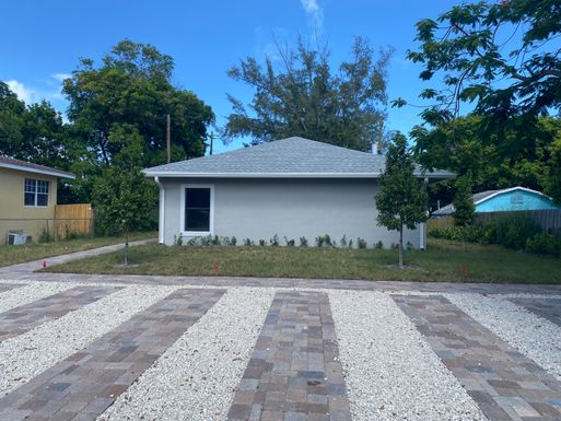 616 Pine, Lake Worth Beach, FL 33460