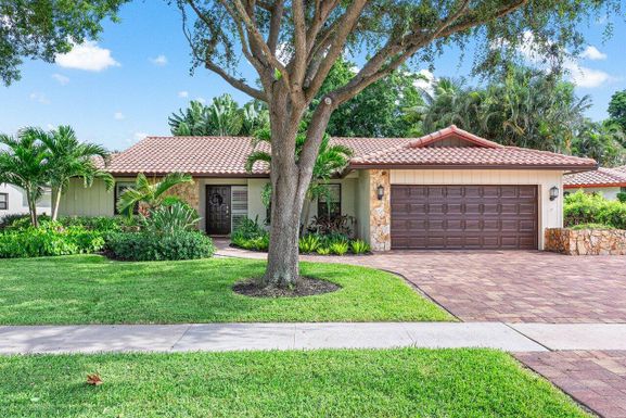 20821 Ramita, Boca Raton, FL 33433