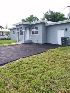 925 Avenue B, Belle Glade, FL 33430