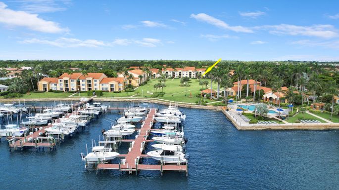 135 Yacht Club, Hypoluxo, FL 33462