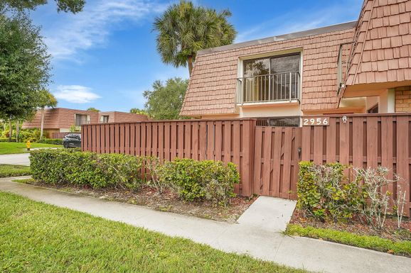 2956 Sunset Trace, Palm City, FL 34990