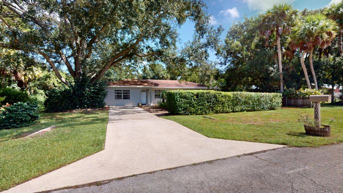 7606 Donlon Rd., Fort Pierce, FL 34951