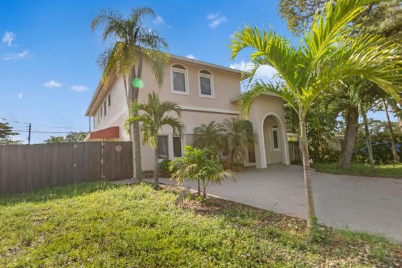 4500 25 Ter, Dania Beach, FL 33004