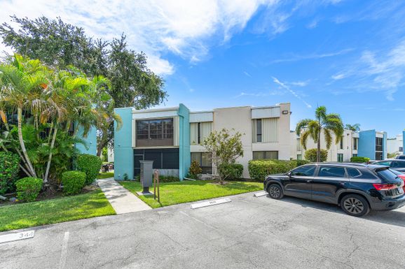 502 Osprey, Delray Beach, FL 33444