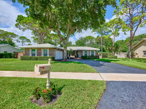 2703 Timbercreek, Boca Raton, FL 33431