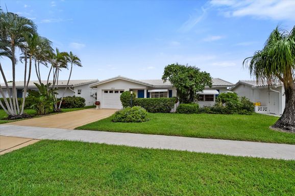 1711 18th, Boynton Beach, FL 33426